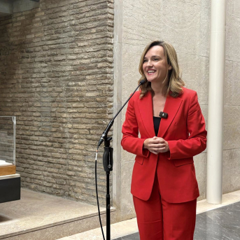 La diputada del PSOE y portavoz en las Cortes de Aragón, Pilar Alegría, en declaraciones a los medios de comunicación. EUROPA PRESS La diputada del PSOE y portavoz en las Cortes de Aragón, Pilar Alegría, en declaraciones a los medios de comunicación. EUROPA PRESS