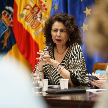 Asián rechaza críticas prematuras a los fondos europeos y reclama más plazo apoyándose en la condición RUP