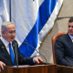 El primer ministro israelí, Benjamin Netanyahu (izq.), se dirige al Parlamento israelí en una sesión especial en honor al presidente de Paraguay, Santiago Peña (der.), de visita oficial en Israel Europa Press/Contacto/Kobi Gideon/Israel Gpo