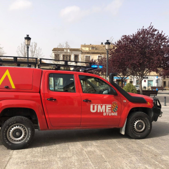 Vehículo de la UME. AYUNTAMIENTO DE MOTA DEL CUERVO