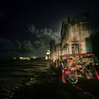 Imagen de archivo del apagón generalizado en Cuba tras un importante fallo en una central eléctrica del país. Nick Kaiser/dpa