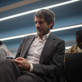 El ministro de Cultura, Ernest Urtasun, durante la presentación del libro 'Open Arms, una misión contracorriente', en el Círculo de Bellas Artes, a 4 de marzo de 2026, en Madrid (España). Alejandro Martínez Vélez - Europa Press
