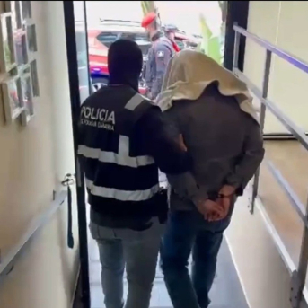 Uno de los detenidos en un centro de menores migrantes en Puerto de la Cruz con motivo de la 'Operación Cabila' POLICÍA CANARIA