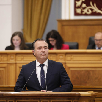 Las Cortes de Castilla-La Mancha tumban la PNL de Vox para vetar burka y niqab, que la Junta califica de supremacista e incoherente