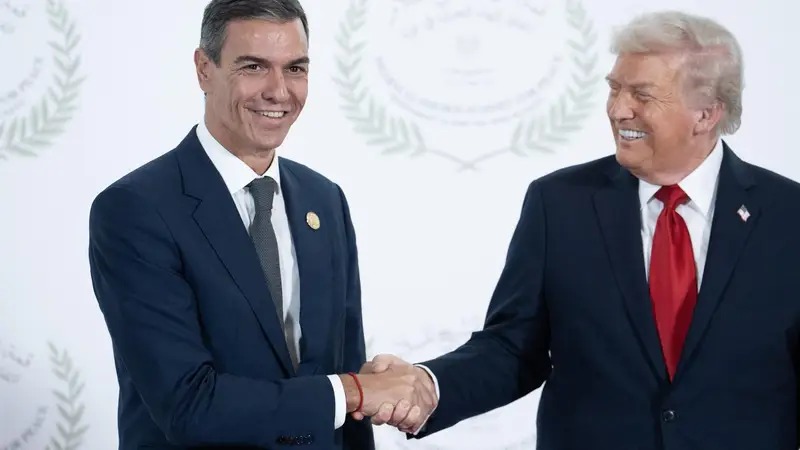 El presidente del Gobierno, Pedro Sánchez, y el presidente estadounidense, Donald Trump | Europa Press