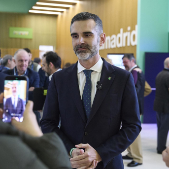 La Junta prevé que el Gobierno apruebe un tratamiento contra el pulgón aunque no será el reclamado por el sector