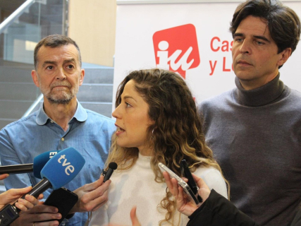 La coordinadora de Movimiento Sumar, Lara Hernández, antes de participar en un acto electoral en Valladolid. EN COMÚN