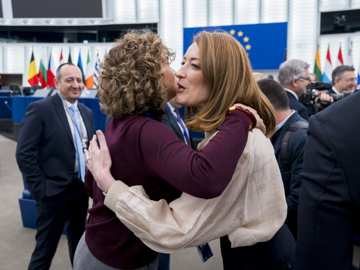 Roberta Metsola y Dolors Montserrat - European Parliament 