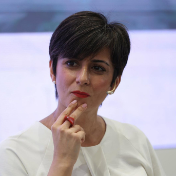 La ministra de Vivienda y Agenda Urbana, Isabel Rodríguez, interviene en el acto ‘8M. Creadoras del cambio’, en el Ministerio de Vivienda y Agenda Urbana, a 6 de marzo de 2026, en Madrid (España).  Alejandro Martínez Vélez - Europa Press