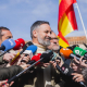 El presidente de Vox, Santiago Abascal, atiende a los medios durante su visita a Lerma (Burgos) VOX