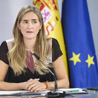 La vicepresidenta tercera y ministra para la Transición Ecológica, Sara Aagesen, durante una rueda de prensa posterior a la reunión del Consejo de Ministros, a 2 de septiembre de 2025, en Madrid (España).  Jesús Hellín - Europa Press