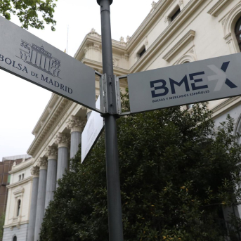 Cartel que indica el edificio de la Bolsa de Madrid, en Madrid (España) Marta Fernández Jara - Europa Press