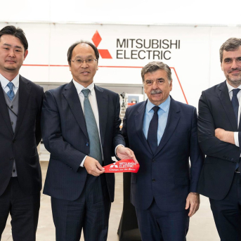 Equipo de Mitsubishi Electric en la inauguración de su nuevo centro en Las Tablas MITSUBISHI ELECTRIC