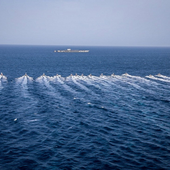 Imagen de archivo de barcos iraníes en el estrecho de Ormuz. -/Sepahnews via ZUMA Wire/dpa