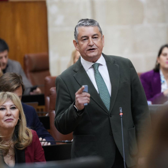 Sanz insiste en que el Hospital de la Costa de Lepe abrirá sus puertas antes de que termine el año