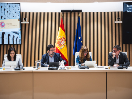 Mesa de diálogo social para abordar la democratización de las empresas