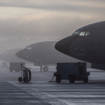 Aviones cisterna KC-135 de la Fuerza Aérea de Estados Unidos en una base militar en Alemania Boris Roessler/dpa