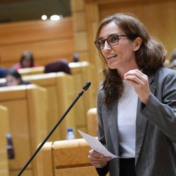 Imagen de archivo de la ministra de Sanidad, Mónica García. Fernando Sánchez - Europa Press