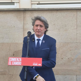 Carlos Martínez atiende a los medios hoy en Soria. EUROPA PRESS