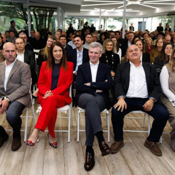 Rueda defiende una nueva PAC que garantice el impulso al desarrollo rural