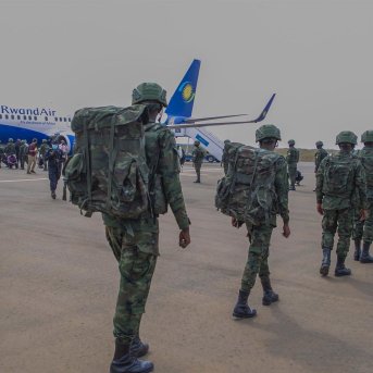 Militares ruandeses de camino a Cabo Delgado (Mozambique) Europa Press/Contacto/Cyril Ndegeya
