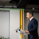 El presidente de VOX, Santiago Abascal, valora los resultados de las elecciones en la sede nacional del partido. Gabriel Luengas - Europa Press