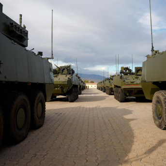 Imagen de los primeros vehículos 8x8 'Dragón' del Ejército de Tierra. A 16 de enero de 2026, en Almería (Andalucía, España). Marian León - Europa Press