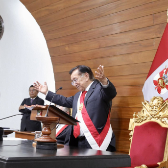 El presidente de Perú, José Balcazar, durante su investidura Zhu Yubo / Xinhua News / ContactoPhoto El presidente de Perú, José Balcazar, durante su investidura Zhu Yubo / Xinhua News / ContactoPhoto