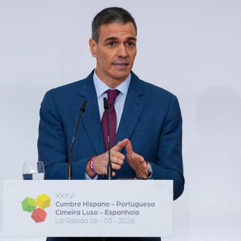El presidente del Gobierno, Pedro Sánchez, durante  la XXXVI Cumbre hispano-portuguesa Francisco J. Olmo - Europa Press