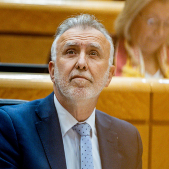 El ministro de Política Territorial y Memoria Democrática, Ángel Víctor Torres, durante una sesión de control al Gobierno en el Senado, a 3 de marzo de 2026, en Madrid (España).  Ricardo Rubio - Europa Press