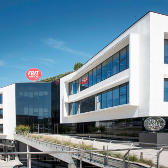 Frit Ravich eleva sus ventas en 2025 hasta 359 millones de euros, un 8% más