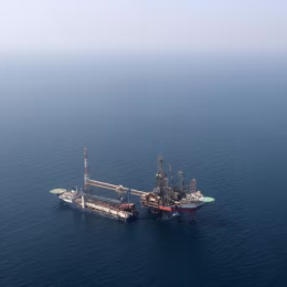 Archivo - Yacimiento de gas South Pars durante una ceremonia de inauguración en el puerto de Asaluyeh, sur de Irán, el 28 de agosto de 2023 | Europa Press