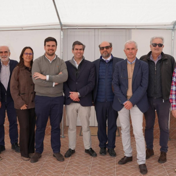 La Junta destaca la fortaleza del sector acuícola gaditano en su visita a Cupimar