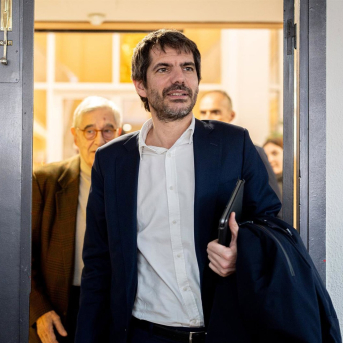 El ministro de Cultura, Ernest Urtasun, durante la presentación del libro ‘Apuntes para un inventario de Carmen Martín Gaite’ en el Círculo de Bellas Artes, a 2 de marzo de 2026, en Madrid (España). Gabriel Luengas - Europa Press