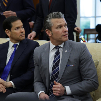 Los secretarios de Estado y de Defensa de EEUU, Marco Rubio y Pete Hegseth  Europa Press/Contacto/Samuel Corum - Pool via CNP