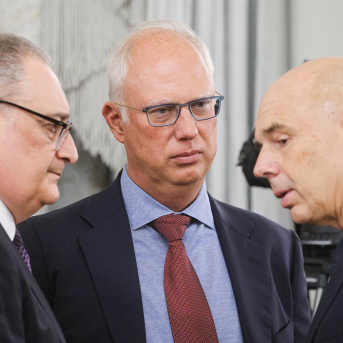 El asesor económico de Putin, Kirill Dimitriev, en una reunión del gabinete ruso en Moscú. Europa Press/Contacto/Sergei Karpukhin