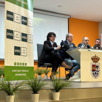 El seminario Tesoros de la fauna ibérica en Sierra Morena congrega en Andújar a especialistas de todo el país El seminario Tesoros de la fauna ibérica en Sierra Morena congrega en Andújar a especialistas de todo el país