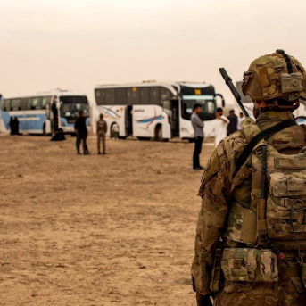 Imagen de archivo de un militar estadounidense en Irak MANDO CENTRAL DEL EJÉRCITO DE ESTADOS UNIDOS Imagen de archivo de un militar estadounidense en Irak MANDO CENTRAL DEL EJÉRCITO DE ESTADOS UNIDOS