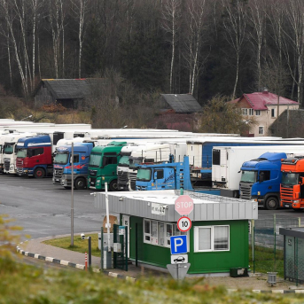 Camiones lituanos varados en Bielorrusia. Europa Press/Contacto/Viktor Drachev Camiones lituanos varados en Bielorrusia. Europa Press/Contacto/Viktor Drachev