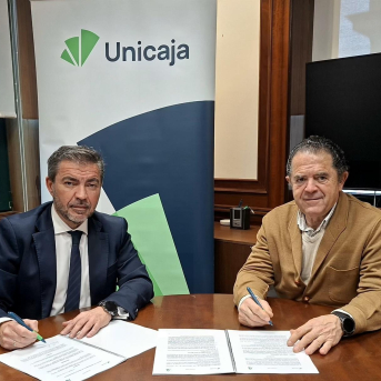 Unicaja adelanta el cobro de las ayudas PAC a agricultores y ganaderos de Asaja Málaga