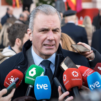 El exportavoz de VOX en el Ayuntamiento, Javier Ortega Smith, atiende a los medios durante un acto solemne en recuerdo a las víctimas del 11M, en la Real Casa de Correos, a 11 de marzo de 2026, en Madrid (España). Diego Radamés - Europa Press El exportavoz de VOX en el Ayuntamiento, Javier Ortega Smith, atiende a los medios durante un acto solemne en recuerdo a las víctimas del 11M, en la Real Casa de Correos, a 11 de marzo de 2026, en Madrid (España). Diego Radamés - Europa Press