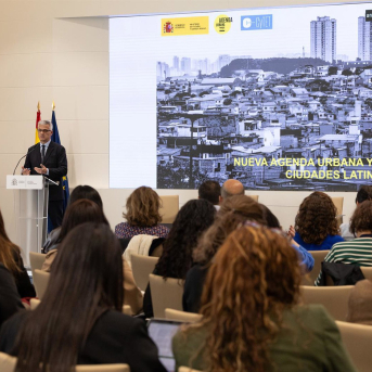 El secretario de Estado de Vivienda, David Lucas, en la jornada 'Nueva Agenda Urbana y Retos en las Ciudades Latinoamericanas'. MINISTERIO DE VIVIENDA