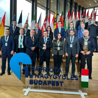 Le Senne faltará al pleno del martes por asistir a la reunión de Patriots en Hungría