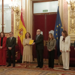 El Defensor del Pueblo apoya la regularización de migrantes pero alerta de que no será una solución definitiva