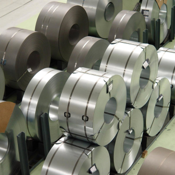 Rollos de acero en una fábrica. GONVARRI STEEL SERVICES