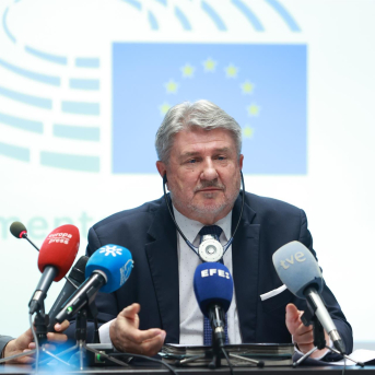 Bruselas no detecta irregularidades en las compras de atún de Vietnam en la UE