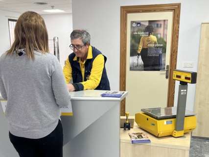 Oficina auxiliar de Correos en Belicena, en Vegas del Genil (Granada) CORREOS