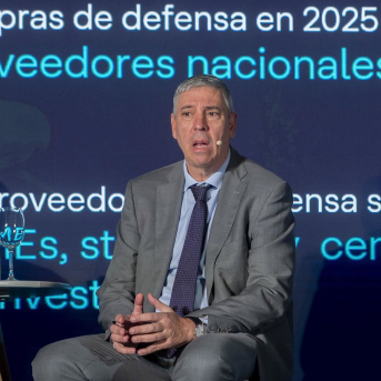 El consejero delegado de Indra Group, José Vicente de los Mozos, durante una reunión para trabajar en los Programas Especiales de Modernización (PEM), en IFEMA, a 29 de octubre de 2025, en Madrid (España). Alberto Ortega - Europa Press