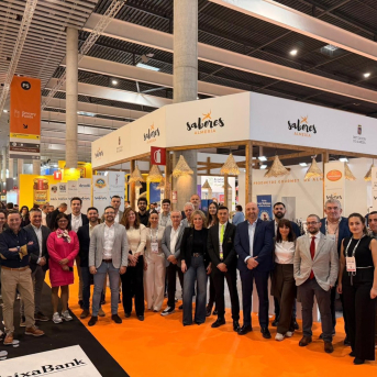 Las firmas de Sabores Almería refuerzan negocio y contactos en la feria Alimentaria