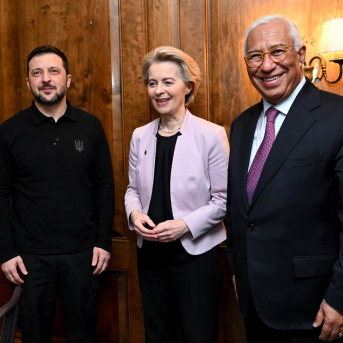 Reunión en Múnich entre el presidente de Ucrania, Volodimir Zelenski, la presidente de la Comisión Europea, Ursula Von der Leyen, y el presidente del Consejo Europeo, António Costa UE/SIERAKOWSKI FREDERIC